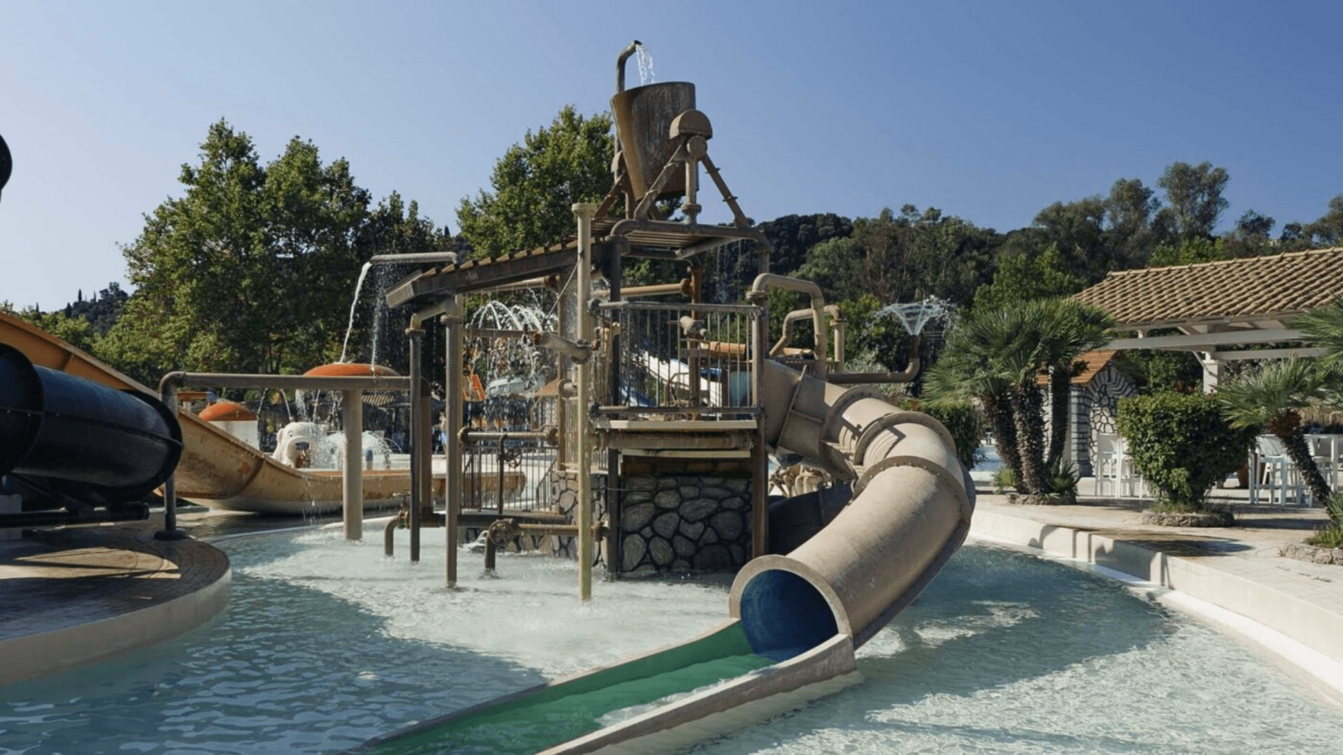 Aqualand - Kavos Corfu - Jungle Maze